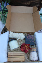 Load image into Gallery viewer, Pink Blossom Exclusive Gift Box (Limited Quantity)