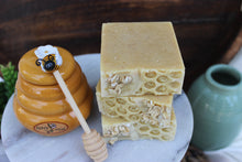 Load image into Gallery viewer, Honey Oats &amp; Turmeric Soap Bar
